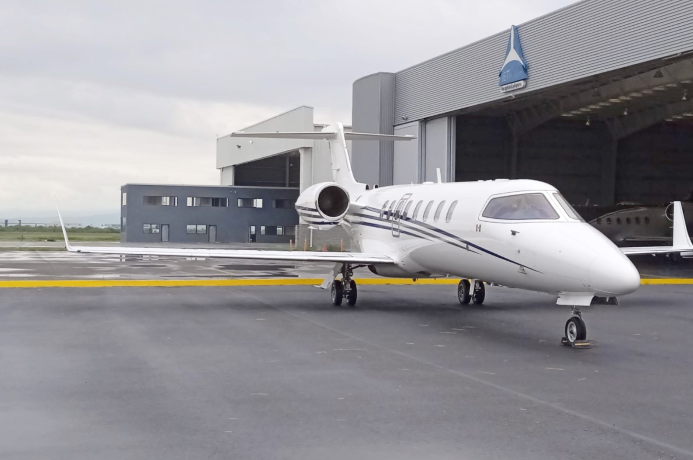 Learjet 45XR S/N 45-246 Exterior