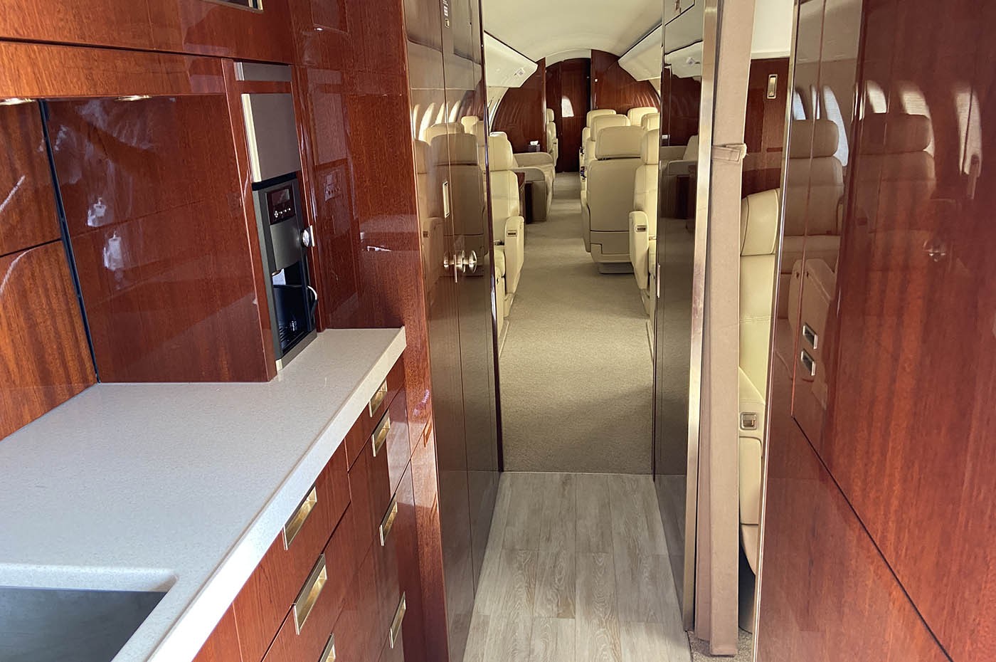 Global 7500 70010 Galley